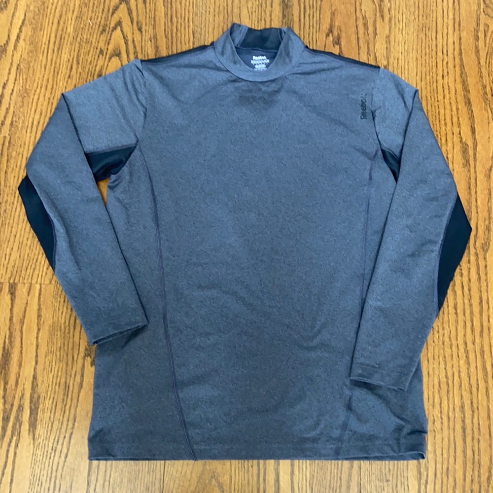 Reebok play dry long sleeve shirt